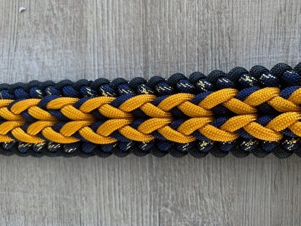 Paracord Halsband: Blauw met Oranje kruis 58-62 cm